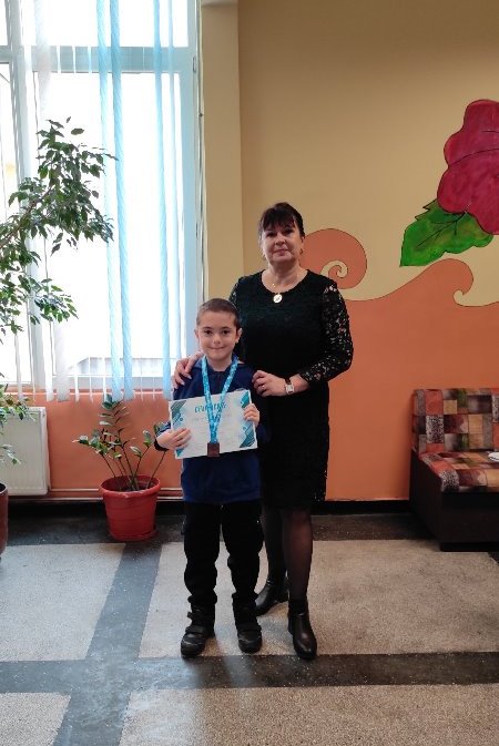 IMG-f7e72720f707aedb3034043225173863-V